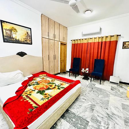 Imperial Lodges Islamabad Exterior photo