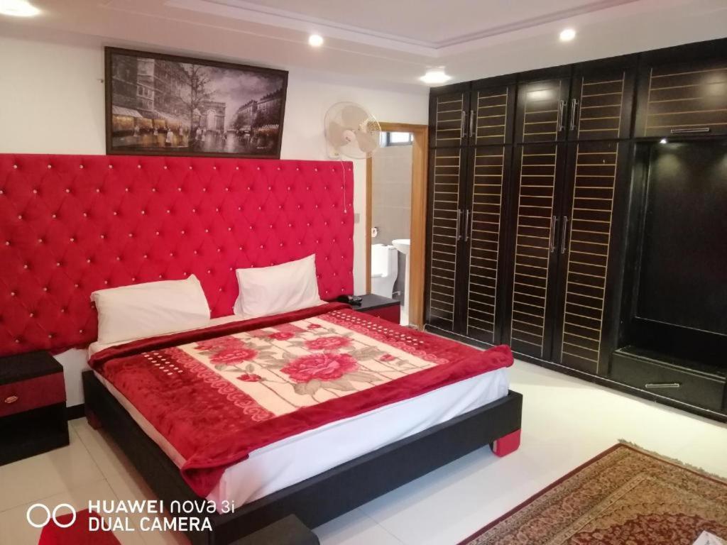 Imperial Lodges Islamabad Exterior photo