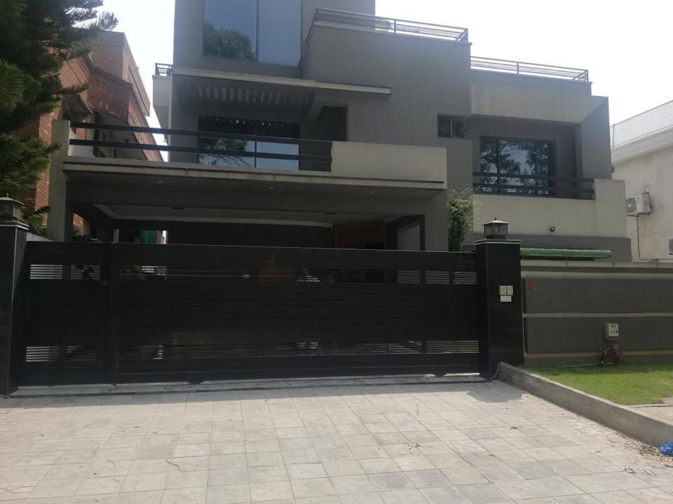 Imperial Lodges Islamabad Exterior photo
